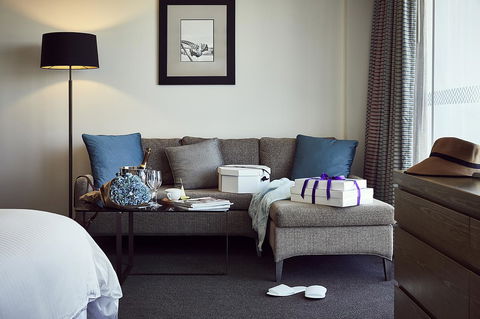 Hyatt Regency Sydney - E Caravan Parks 9