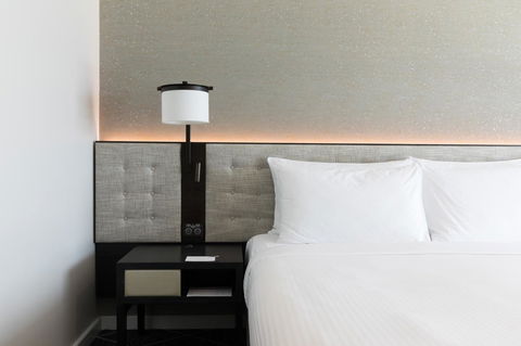 Hyatt Regency Sydney - E Caravan Parks 4