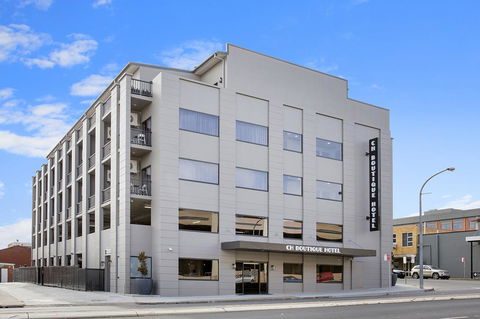 CH Boutique Hotel & Apartments, Ascend Hotel Collection - E Caravan Parks 4