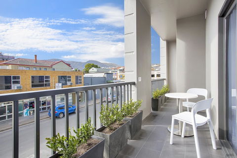 CH Boutique Hotel & Apartments, Ascend Hotel Collection - E Caravan Parks 14