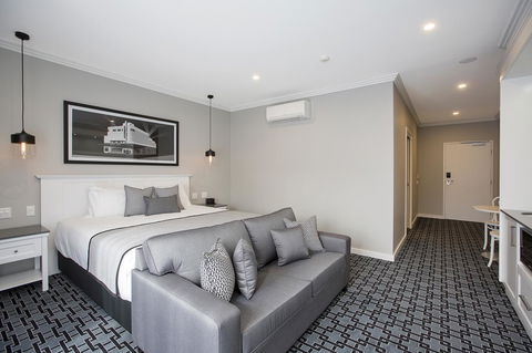 CH Boutique Hotel & Apartments, Ascend Hotel Collection - E Caravan Parks 7