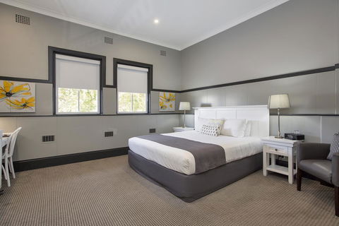 CH Boutique Hotel & Apartments, Ascend Hotel Collection - E Caravan Parks 23