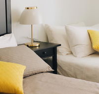 Modern  Cosy 2-Bedroom Apartment Hornsby - E Caravan Parks