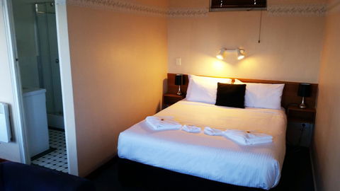 Echo Point Discovery Motel - E Caravan Parks 0