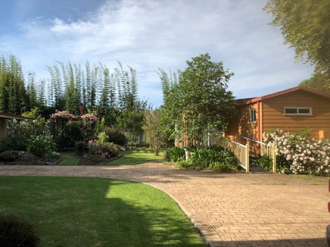 Little Gem - E Caravan Parks 0