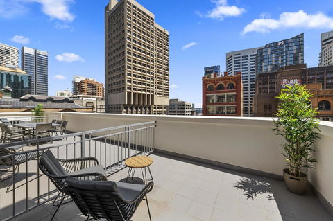 YEHS Hotel Sydney QVB - E Caravan Parks 9