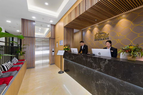 YEHS Hotel Sydney QVB - E Caravan Parks 2
