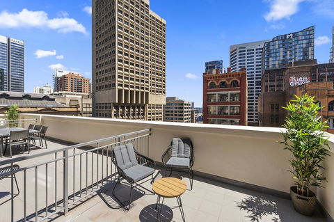 YEHS Hotel Sydney QVB - E Caravan Parks 14