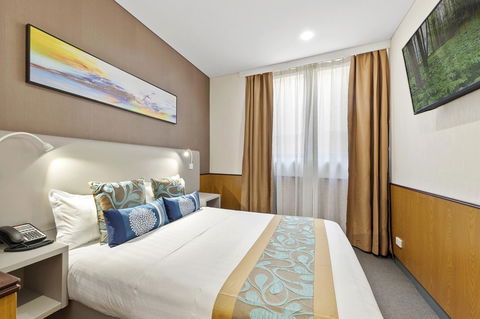 YEHS Hotel Sydney QVB - E Caravan Parks 20