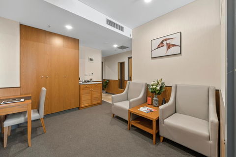 YEHS Hotel Sydney QVB - E Caravan Parks 32