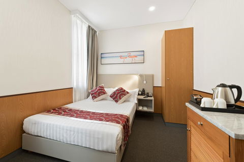 YEHS Hotel Sydney QVB - E Caravan Parks 35
