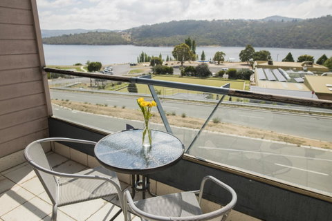 Banjo Paterson Inn - E Caravan Parks 3