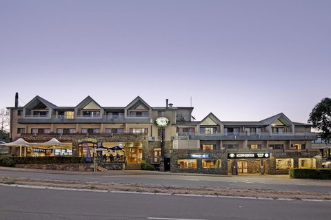 Banjo Paterson Inn - E Caravan Parks 6