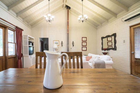 Thistle Hill Guesthouse - Walk To Many Wineries And Restaurants - E Caravan Parks 30