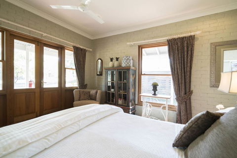 Thistle Hill Guesthouse - Walk To Many Wineries And Restaurants - E Caravan Parks 25