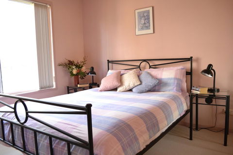 Bundle Hill Cottages - E Caravan Parks 28