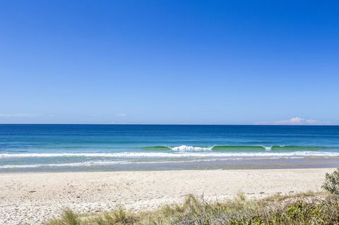 Beachfront 2 - E Caravan Parks 2