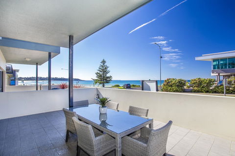 Beachfront 2 - E Caravan Parks 0