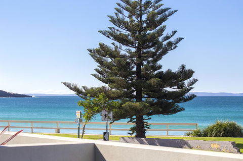 Beachfront 2 - E Caravan Parks 19