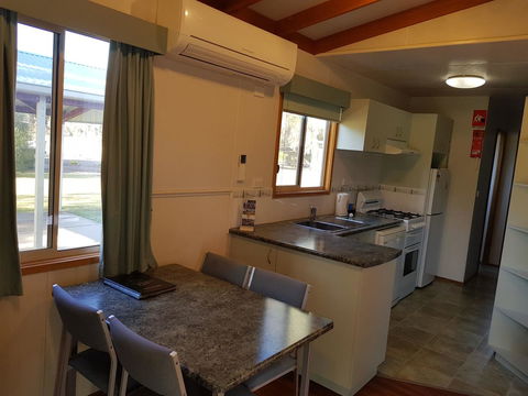 Comfort Suites Clubarham Golf Resort - E Caravan Parks 15