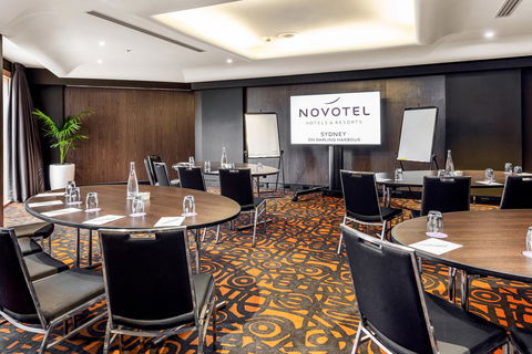 Novotel Sydney Darling Harbour - E Caravan Parks 18