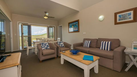 Hastings Cove Holiday Apartments - E Caravan Parks 21