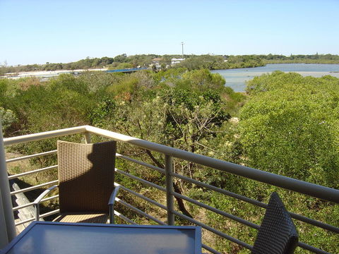 Hastings Cove Holiday Apartments - E Caravan Parks 17