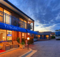 Pelican Motor Inn - E Caravan Parks