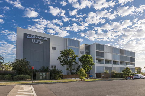Oaks Nelson Bay Lure Suites - E Caravan Parks 8