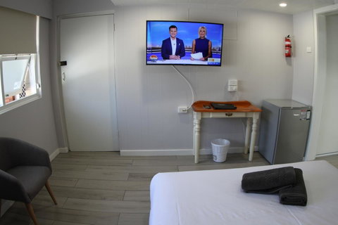 Sleepy Hill Motor Inn - E Caravan Parks 22
