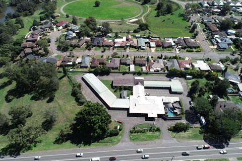Sleepy Hill Motor Inn - E Caravan Parks 9