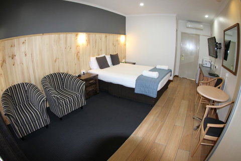 Sleepy Hill Motor Inn - E Caravan Parks 42