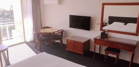 Marina Resort - E Caravan Parks 32
