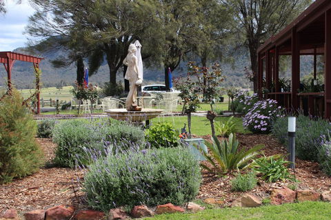 Nightingale Villas - E Caravan Parks 12