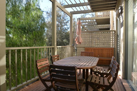 Villa 3br Chianti Villa Located Within Cypress Lakes Resort - E Caravan Parks 6