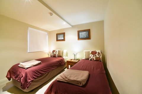 Snowstream 4 - E Caravan Parks 1