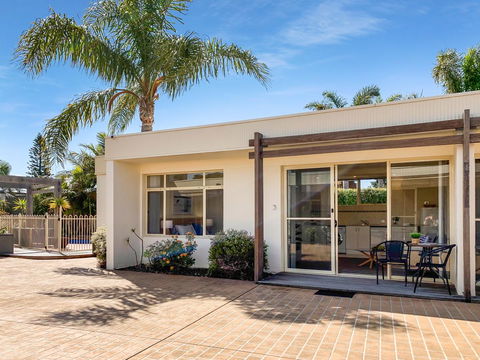 Seashells Apartments Merimbula - E Caravan Parks 6