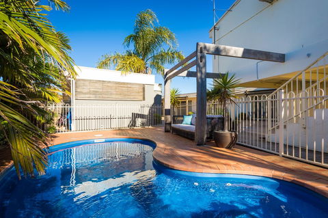 Seashells Apartments Merimbula - E Caravan Parks 0
