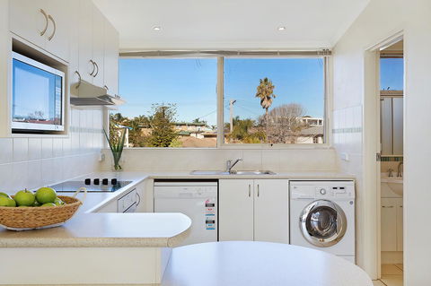 Seashells Apartments Merimbula - E Caravan Parks 11