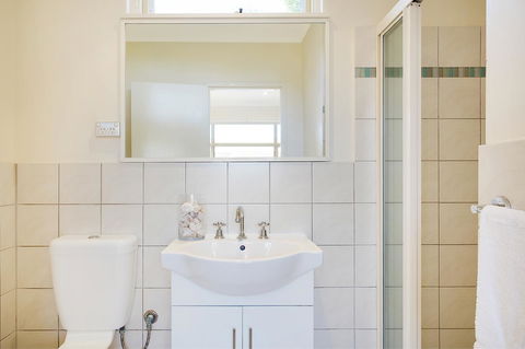 Seashells Apartments Merimbula - E Caravan Parks 18
