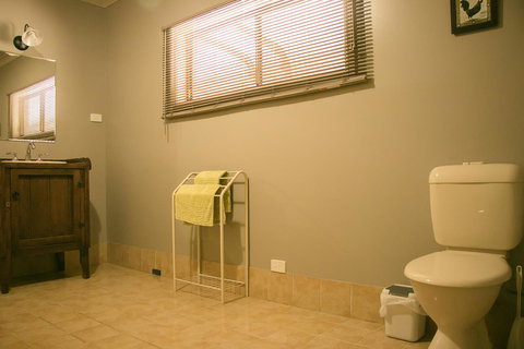 Ironstone Estate Lovedale - E Caravan Parks 9