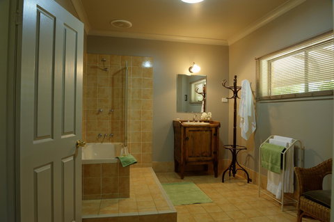 Ironstone Estate Lovedale - E Caravan Parks 32