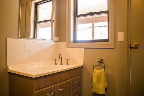 Ironstone Estate Lovedale - E Caravan Parks 12