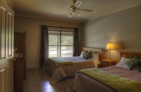 Ironstone Estate Lovedale - E Caravan Parks 41