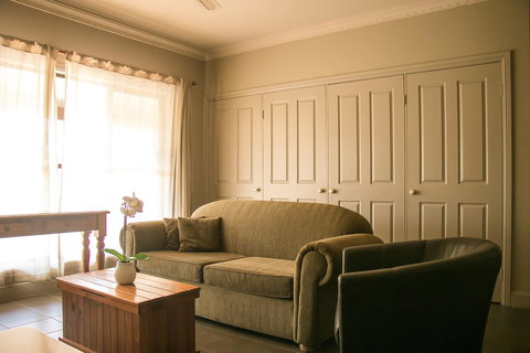 Ironstone Estate Lovedale - E Caravan Parks 14