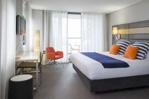 Novotel Newcastle Beach - E Caravan Parks 14