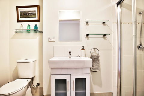 Hayes Beach House I Award Winner I 4 Mins To Beach - E Caravan Parks 14