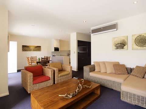 Oaks Port Stephens Pacific Blue Resort - E Caravan Parks 5