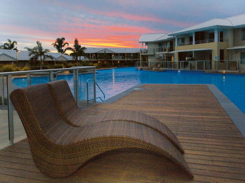 Oaks Port Stephens Pacific Blue Resort - E Caravan Parks 7