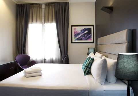 Hotel Challis Potts Point - E Caravan Parks 1